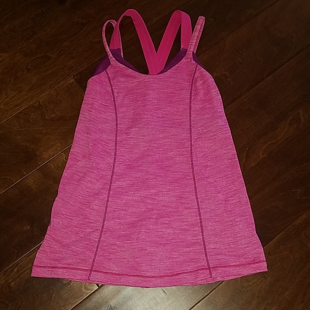 Lululemon top. Sz.2